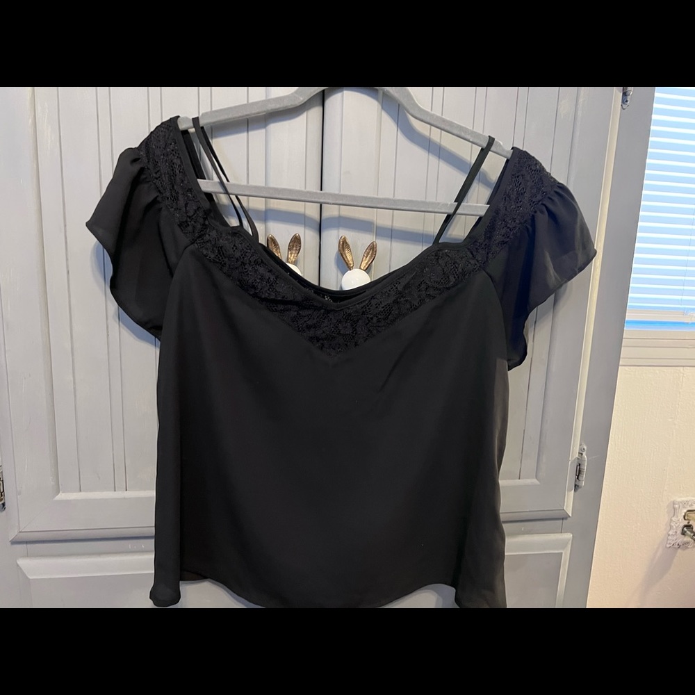 Express black cold shoulder size small